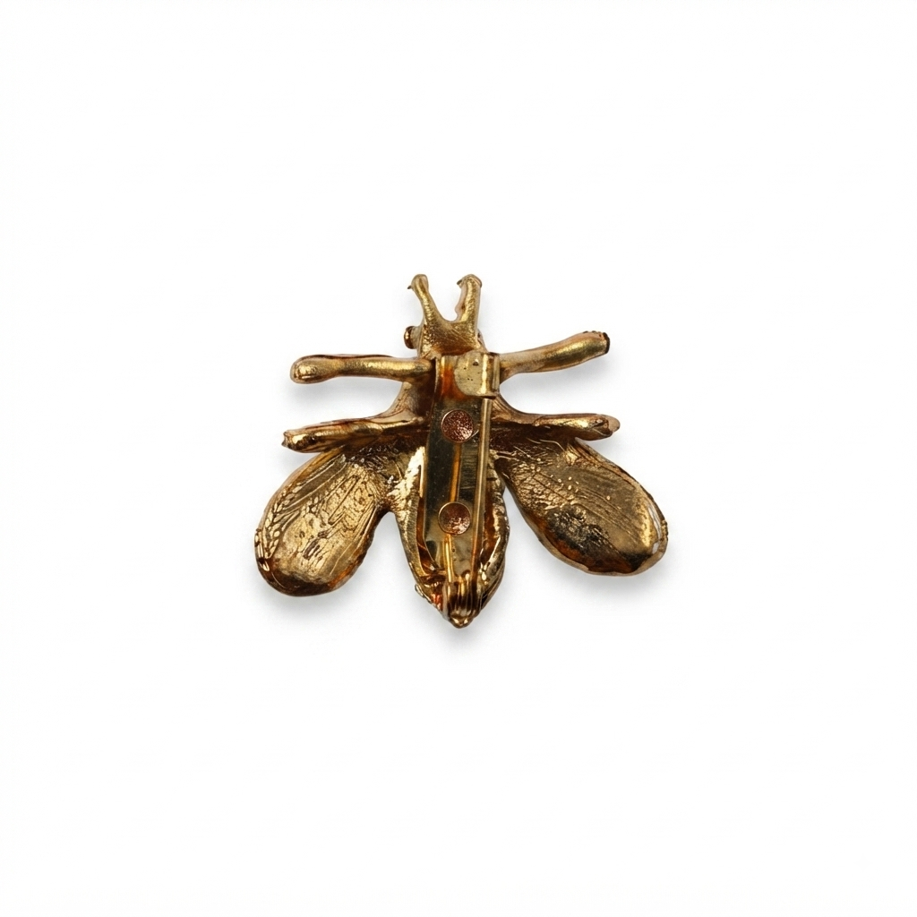 Bee Brooch - Gold - 3 cm × 3 cm
