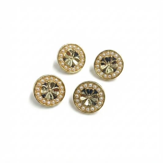 Pearl Metal Button