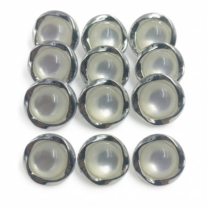Fancy Pearl Button